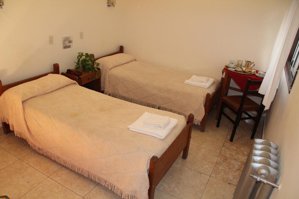 Hotel Touring Club Trelew Exterior photo